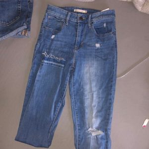 Levi’s skinny jeans